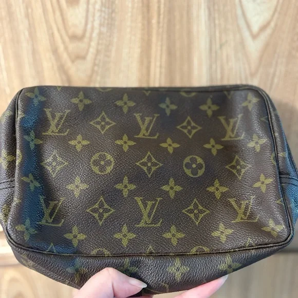 Auth LOUIS VUITTON Monogram Trousse Toilette 23 Clutch Bag Vintage Firm Price - Picture 4 of 14
